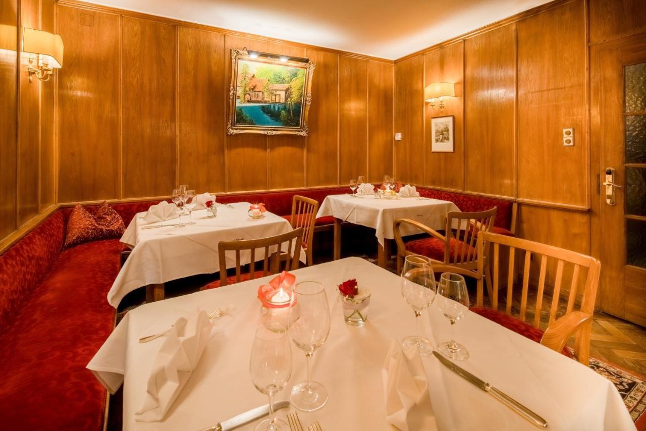 Hotel-Restaurant Ochsen Blaubeuren Zewnętrze zdjęcie